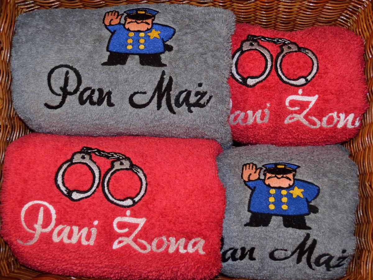 Szary i czerwony zestaw z haftem dla małżeństwa