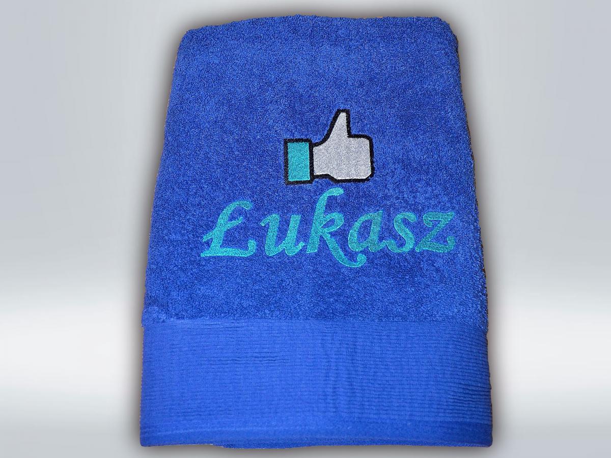 Ręcznik z wyhaftowanym imieniem